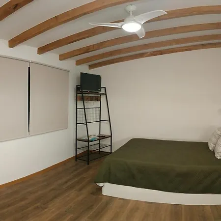 펜션 Amendoeira House - House In