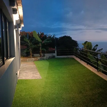 펜션 Amendoeira House - House In 폰타도솔